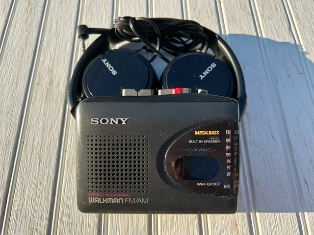 Casque Audio Rétro Pour Walkman - Noir, Circum-auriculaire, Stéréo, Modèle SE-205 Par Retro-Bit
