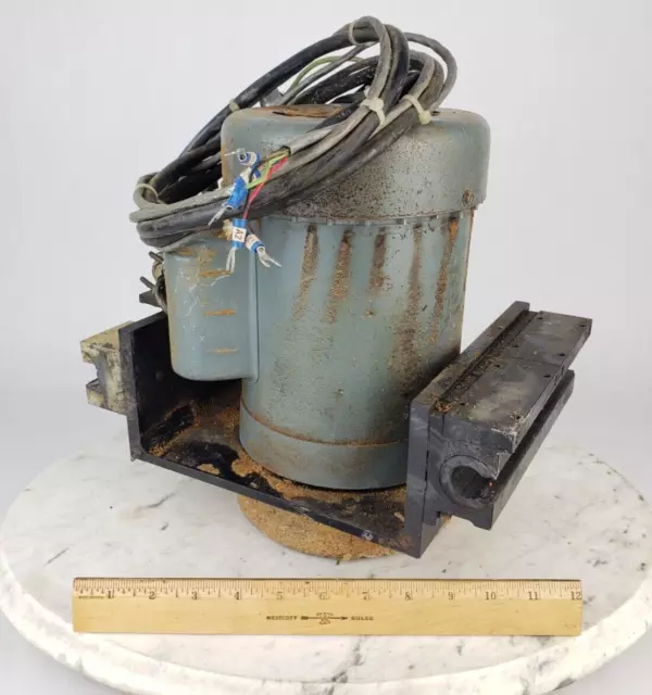 Dayton 6K831C 3/4 HP 3450 RPM 115/230VAC Electric Motor Cutler Hammer E50SB