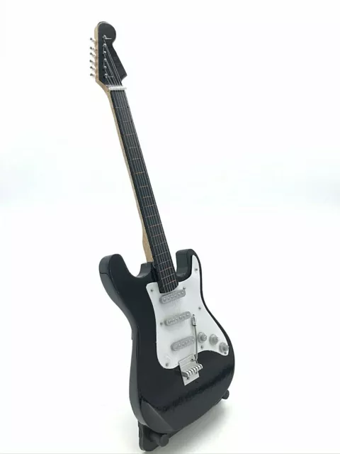 Miniature Fender Standard  Stratocaster Guitar - Black (Ornamental)
