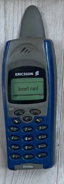 Ericsson R310s "Shark Fin" mobiles with charger and box 3