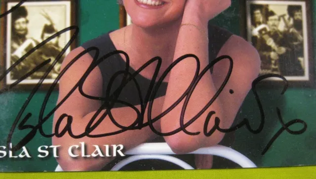 * Signed * - When The Pipers Play by Isla St Clair (CD, 1998, Highland Classics) 2