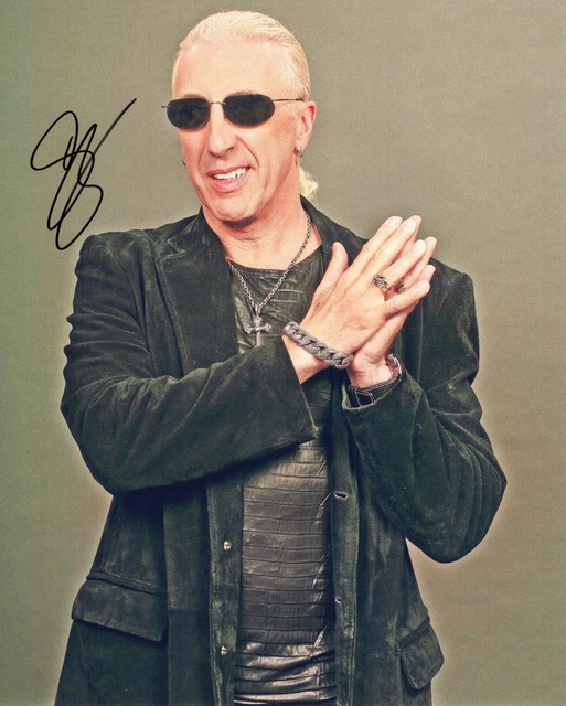 A fantastic 10x8 Autographed Photo of Dee Snider & CoA