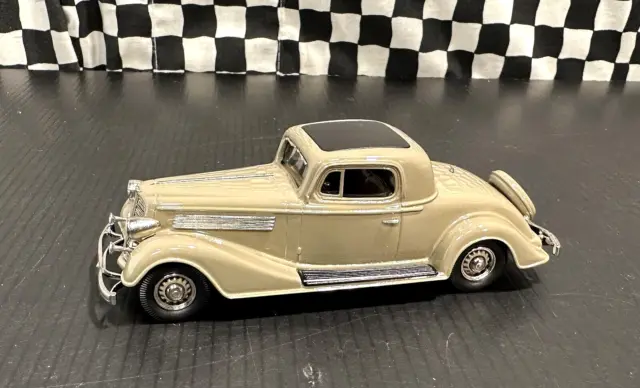 Brooklin Buick Collection 1934 Buick 96-S Coupe-Bellvue Beige-1:43 Diecast Boxed