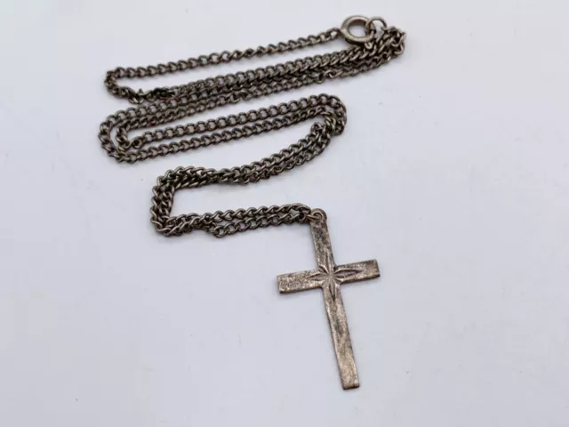 Vintage Solid Silver Etched Religious Cross Ladies Pendant And Necklace