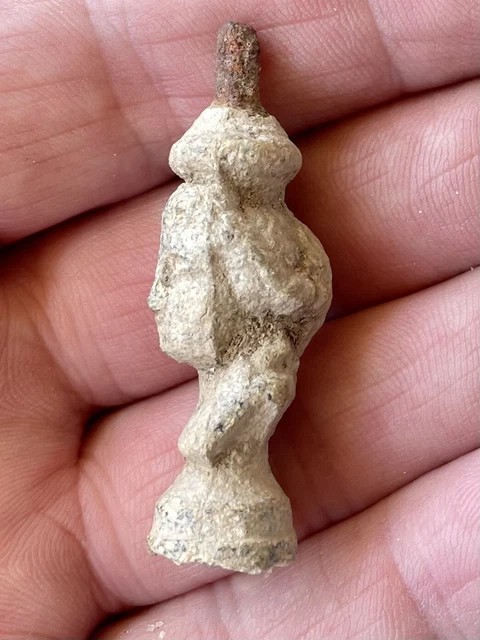 CABEZA de MUJER ROMANA.... PLOMO