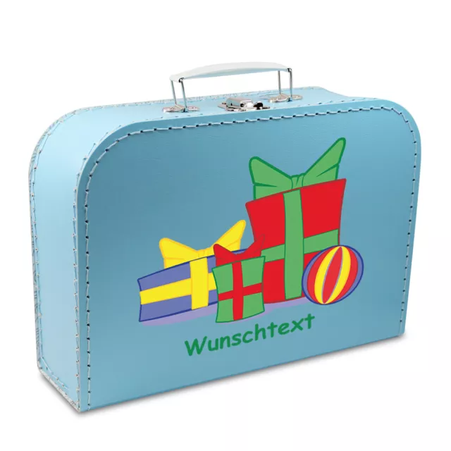 Kinderkoffer blau mit Geschenken und Wunschname, Pappkoffer