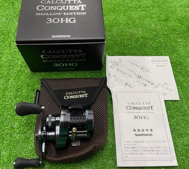 SHIMANO 24 Calcutta Conquest Shallow Edition 30HG (01