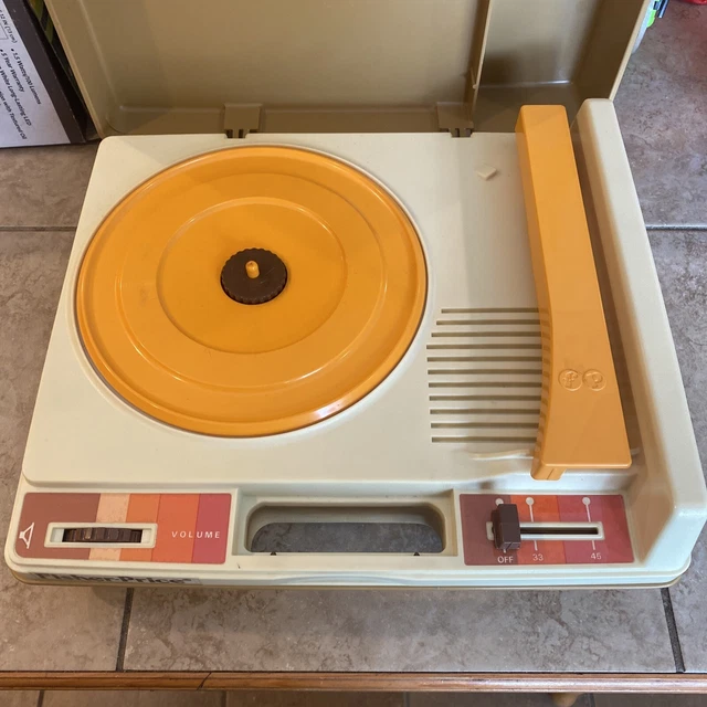 Vintage 1978 Fisher-Price Phonograph Turntable Record Player Model 825 Works