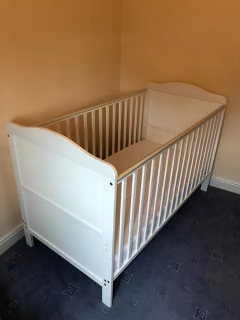 Cot, Toys-R-Us cot, white wood with mattress and bedding. Hardly used.