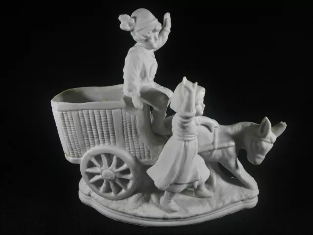 Jardinière Groupe / Figurine En Biscuit Enfants & Charette Porcelaine Allemande