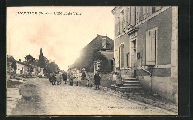CPA Liouville, l´Hotel de Ville