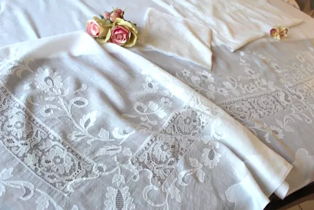 Superbe Parure en voile de coton à broderies appliquées /  871022