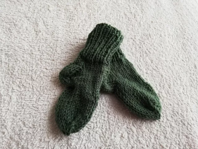 Hand made socks Hand-Knitted  Newborn Baby Infant & Toddler Socks Stocking green