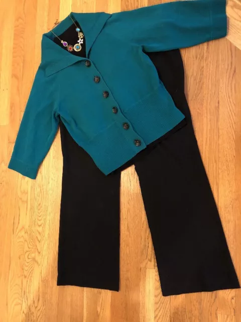 Women’s 4 Pc Outfit: (L) Cardigan&Top; NWT! 12 Pants. NWOT Necklace. EUC!