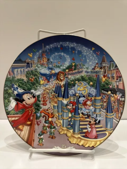 Walt Disney World 25th Anniversary Plate “Remember The Magic Parade” Bradford Ex