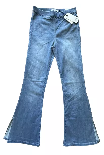 NWT Cello Jeans High Rise Flare 30x32 Medium Pull On Comfort Stretch Blue Jeans