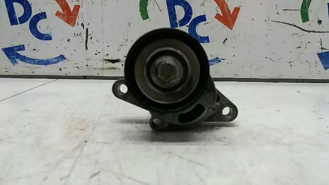7700107150 galet tendeur pour RENAULT MEGANE SCENIC 1.6 16V 1997 2367277