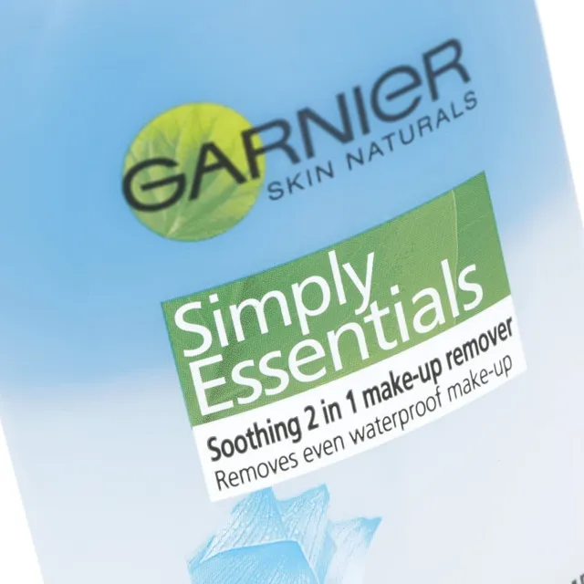 Garnier Simply Essentials Beruhigender 2-in-1 Make-up-Entferner 200ml/3er-Pack 3
