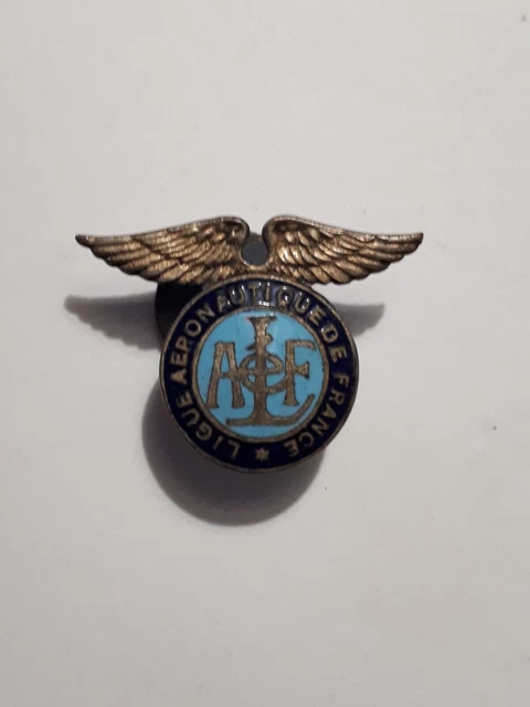 Insigne Boutonnière émaillé – Sport (foot, Rugby, Cyclisme) – Politique N16 – France
