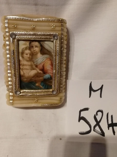 Alter Wachsstock in Buchform 12,5 x 9 x 4 cm Motiv religiös Maria Jesuskind