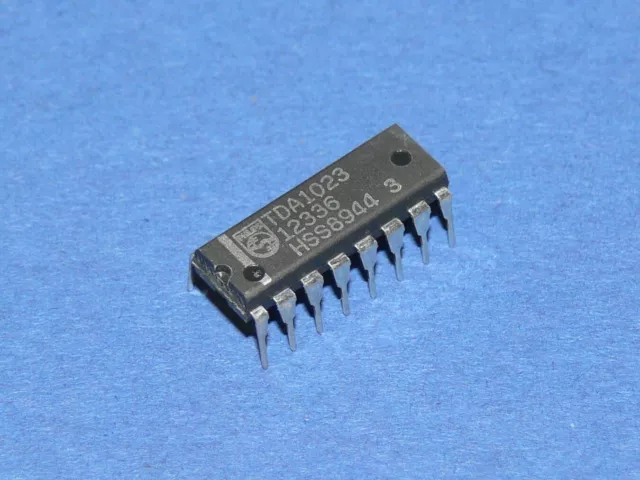 TDA1023 Philips Ic Triac Scr Contrôle Circuit PDIP-16