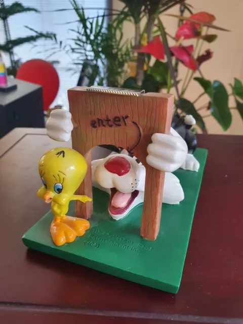 Extremely Rare! Looney Tunes Sylvester and Tweety Figurine Tape Dispenser Statue