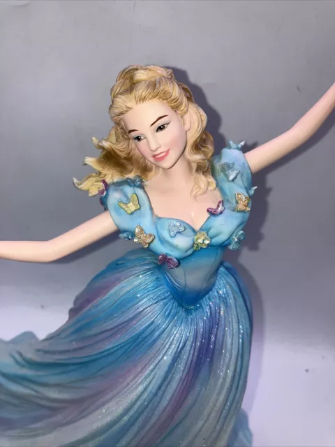 Enesco Disney Showcase Live-Action Aschenputtel Figur Statue verpackt selten