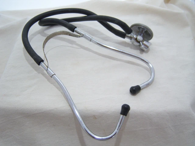 VINTAGE MEDICS INSTR. CORP STETHOSCOPE Dr Physician Medical Brooklyn NY