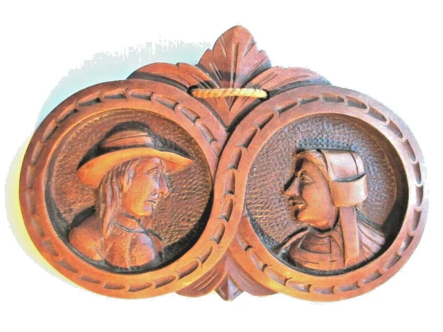 TABLEAU EN BOIS couple breton sur fond de paysage EUR 15,00 - FR