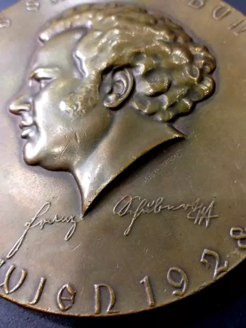 Romantic composer Franz Schubert 1797-1828 Austrian medal by Famous Karl Perl 2