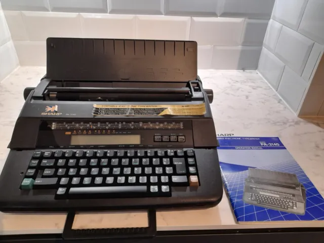 Sharp PA 3140 Electric Type Writer