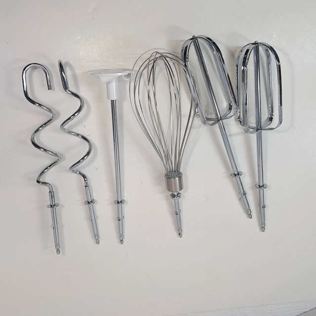 Oster 7-Speed Hand Mixer - 250-Watt With Super Aerator Whisk & Dough Hooks