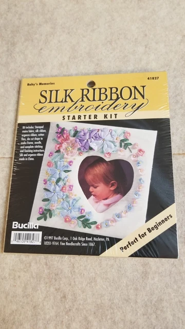 Kit BABY'S MEMORIES Cinta de Seda Bordado Arranque SELLADO De Colección