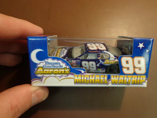 Michael Waltrip Aaron's Dream Machine  Nascar Sprint Cup  Action Diecast 1:64