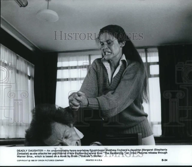 1980 Press Photo Actor Stephanie Zimbalist in "The Awakening" Attack Scene
