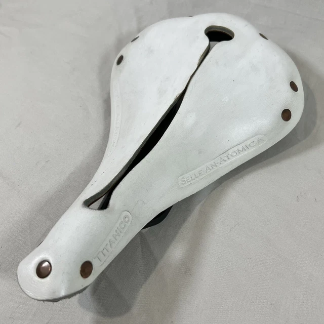 selle leather saddle