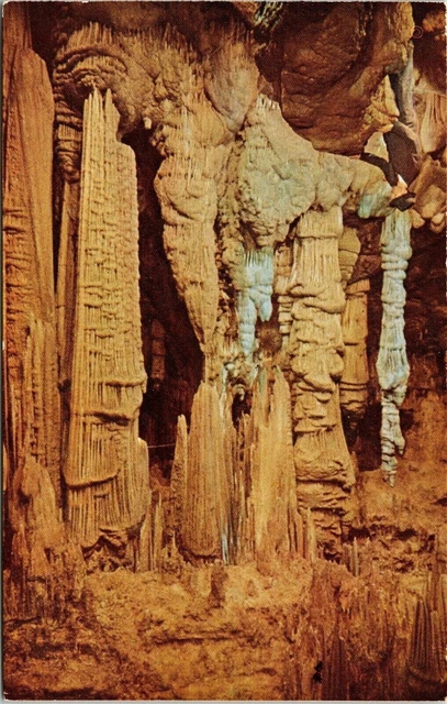 Beautiful Caverns Luray Virginia VA Giants Hall VTG Postcard UNP Unused Chrome