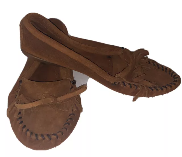 Minnetonka Womens Kilty Hardsole Moccasin Sz 6.5 Brown Suede