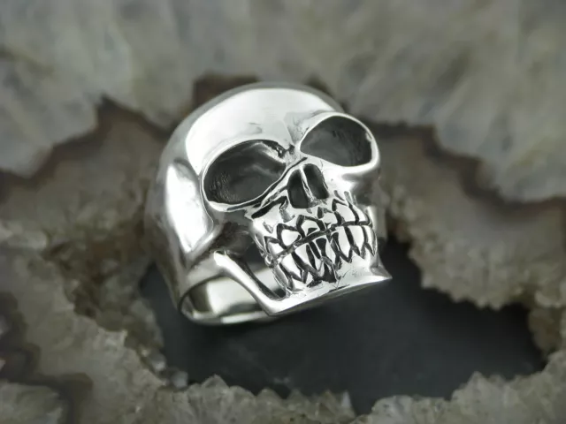 Silberring Gothic TOTENKOPFRING Totenkopf Rockabilly Skull Feingehalt Silber 925