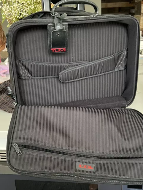 Tumi 2202D3 Black Ballistic Nylon 17” Rolling 2-Wheeled Laptop Briefcase Luggage 2