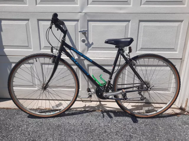 schwinn crisscross bike price