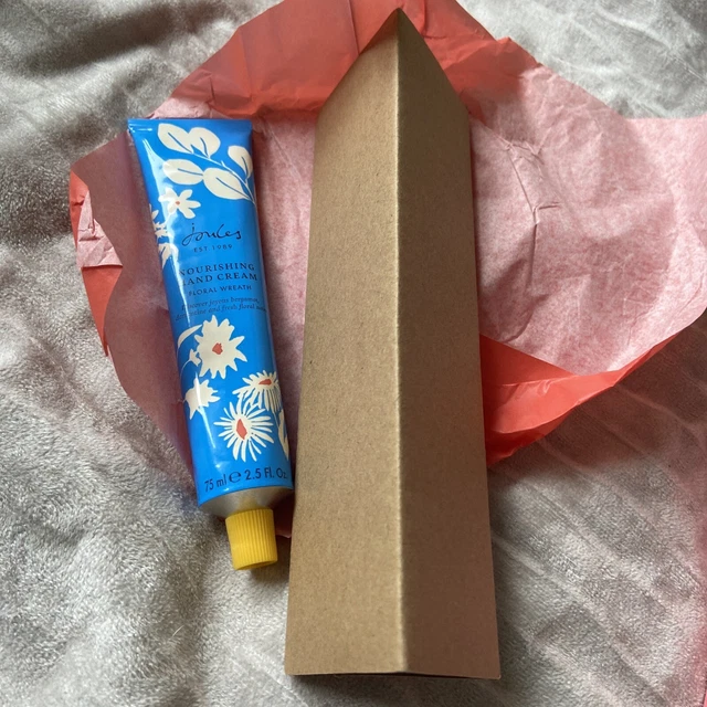 JOULES FLORAL WREATH Nourishing Hand Cream 75ml New. Lovely Christmas