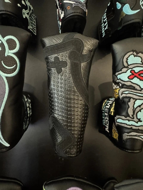 SCOTTY CAMERON JUNK Yard Dog / Scotty's Custom Shop Putter Cover