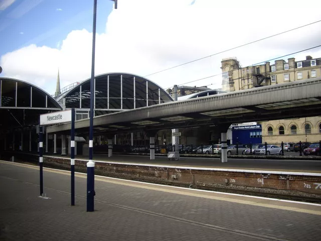 Photo 6x4 Newcastle Central Station Newcastle upon Tyne From the east. c2009