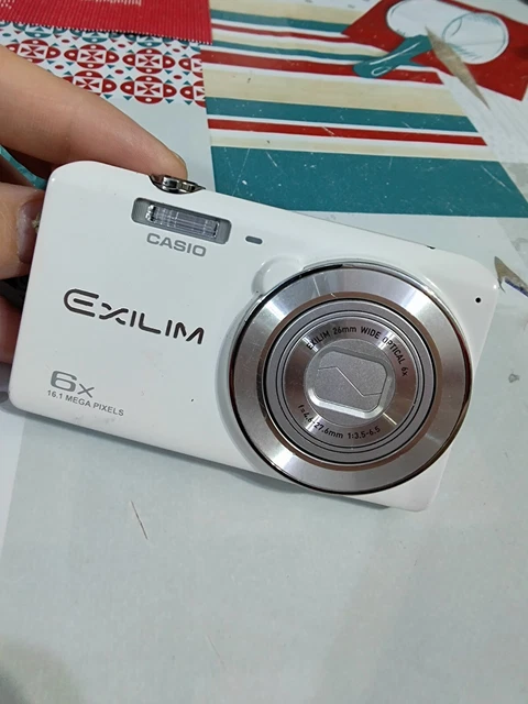 Fotocamera Casio Exilim EX-ZS20