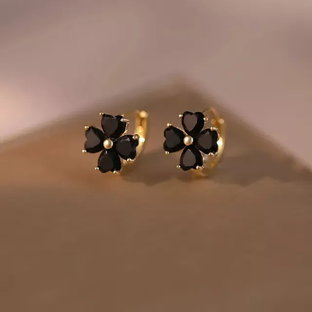 Fashion Black Mini Four-Leaf Flower Stud Earrings Women Jewelry Party Access BII