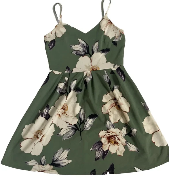 MONTEAU LOS ANGELES dress Size S In Green With Pockets 10.00