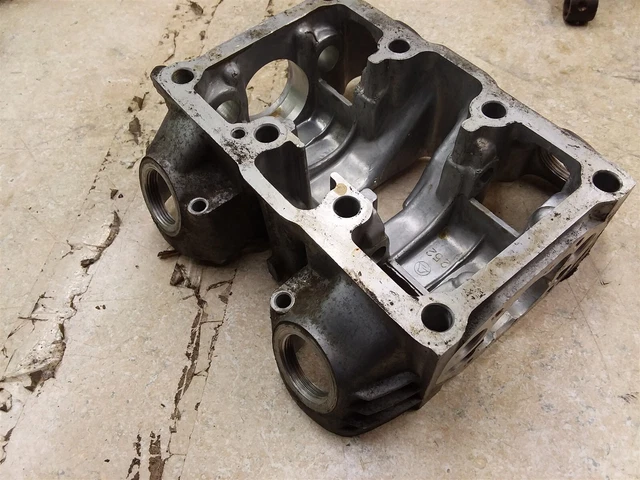 Honda 350 CL350 1971 1972 1973 Engine Camshaft Head Cover CB350 AP-249