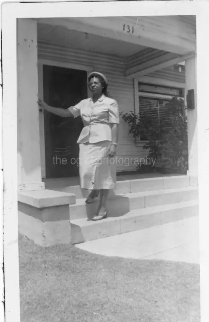 20th CENTURY WOMAN Vintage FOUND BLACK AND WHITE PHOTO Snapshot 34 LA 84 W