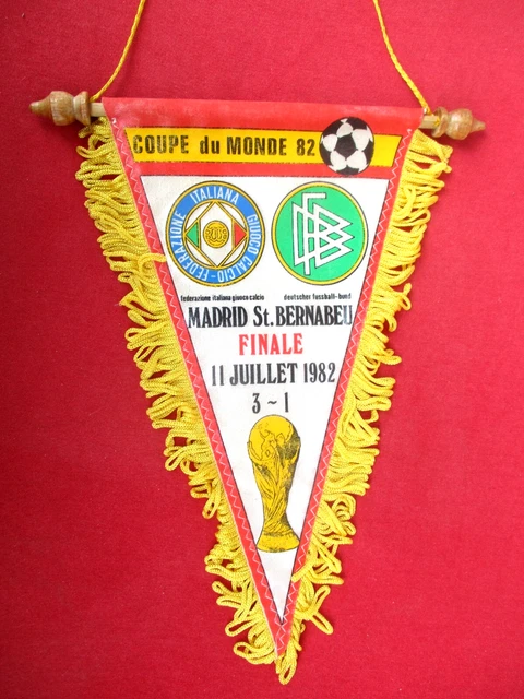 Fanion Coupe Du Monde 1982 – France Belgique Paris – Vintage